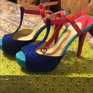 Gianni Bini sandals size 6 1/2